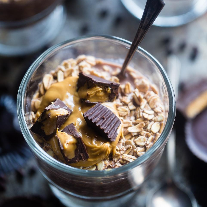 Peanut Butter Overnight Oats with a Biscoff Twist